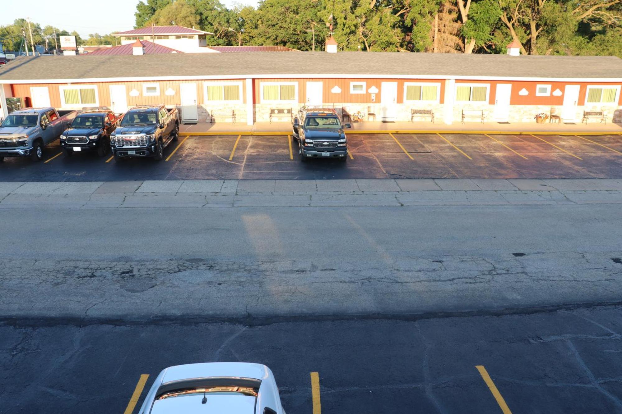 Best Nights Inn - Sparta Exterior photo